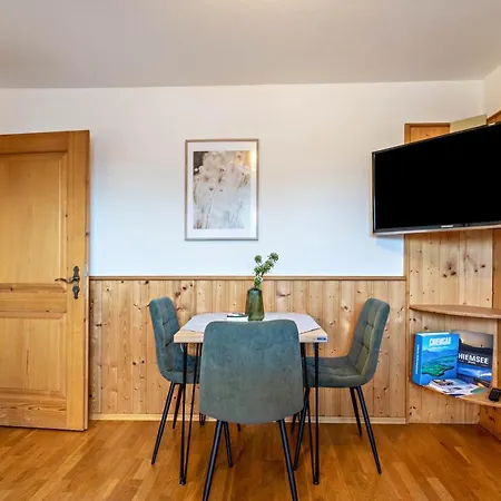 1 Haus Reichl Appartement Gstadt am Chiemsee Buitenkant foto